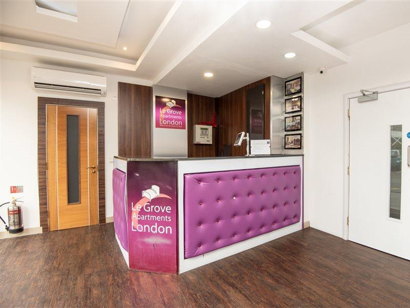 Livin' Serviced Apartments Watford  Exterior foto
