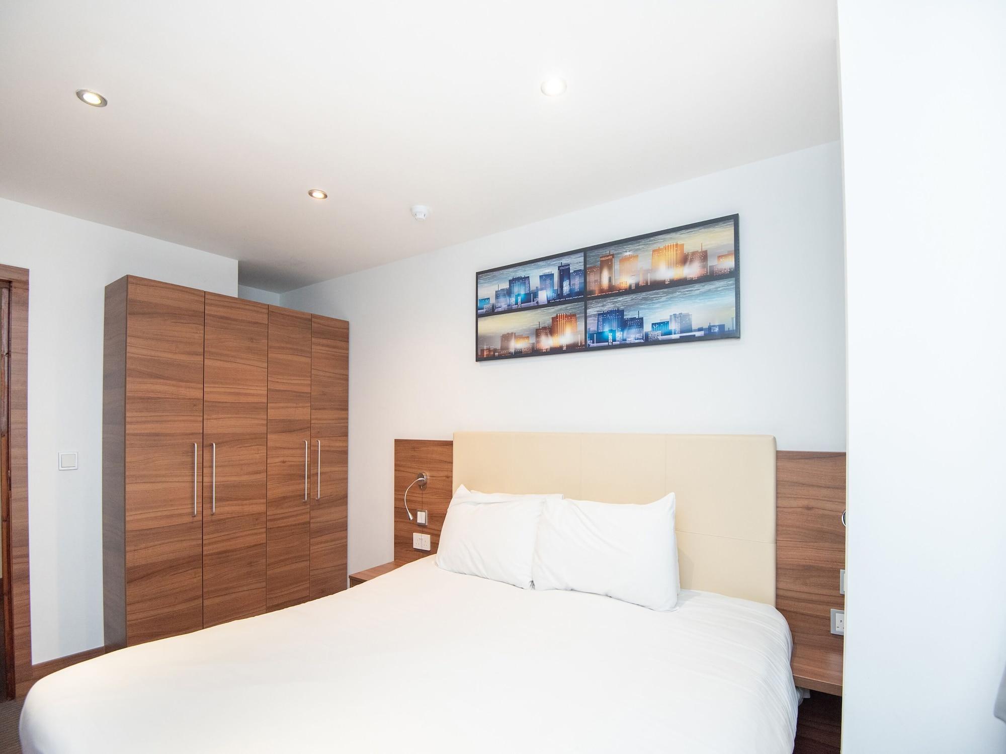 Livin' Serviced Apartments Watford  Exterior foto