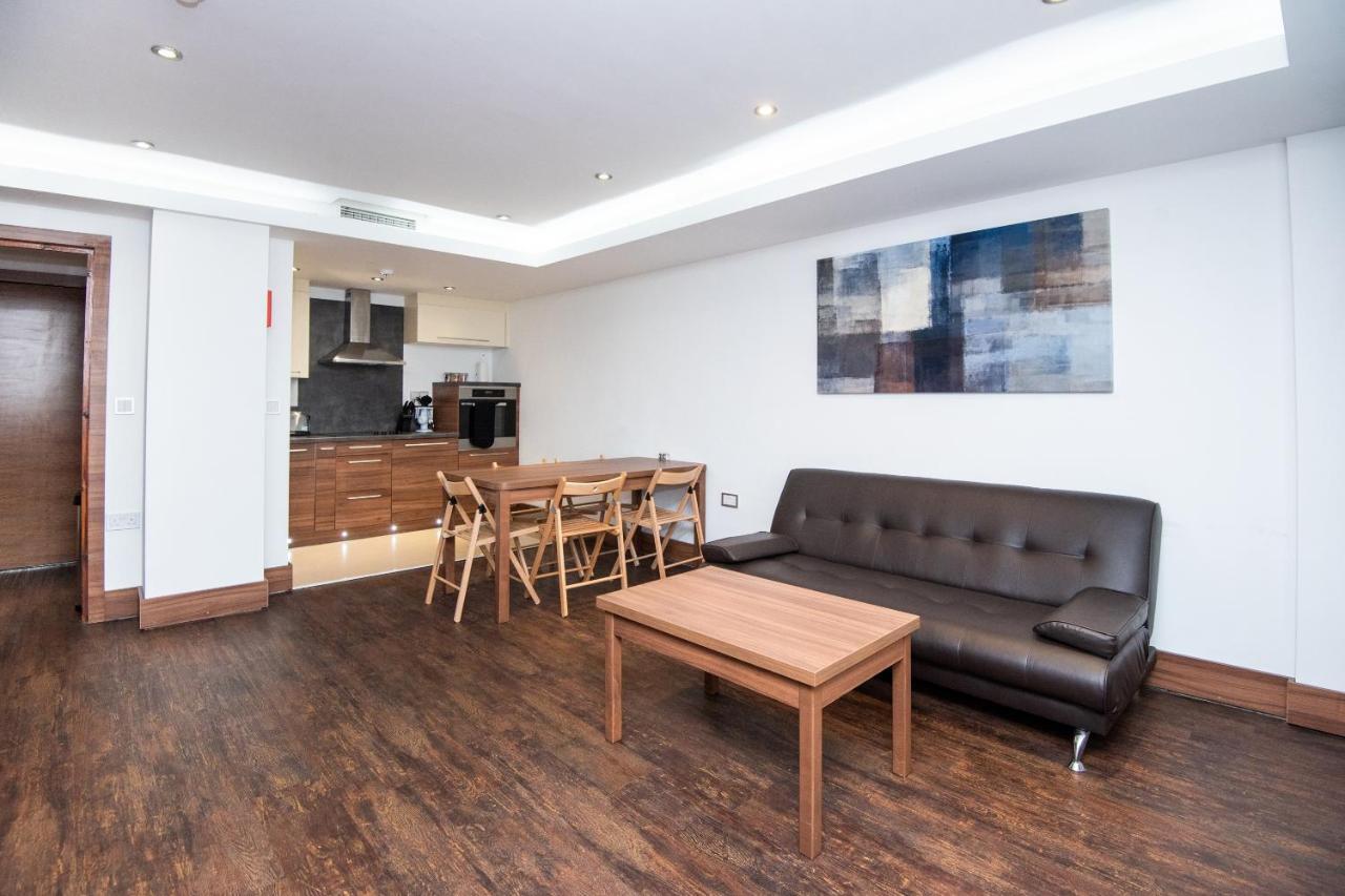 Livin' Serviced Apartments Watford  Exterior foto